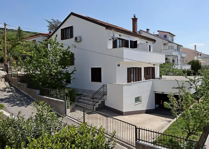 Apartment Selce 2362A