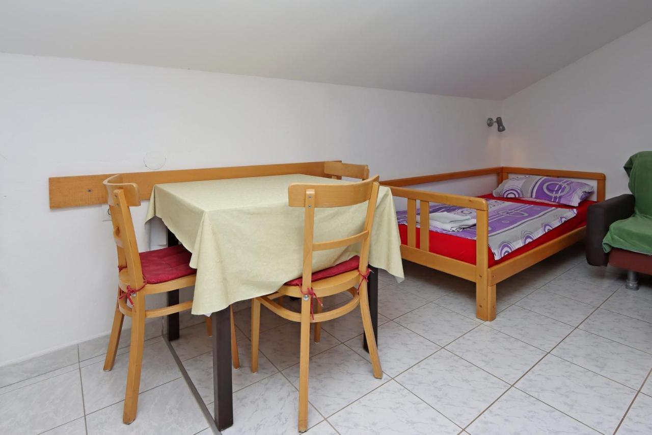 2362a Selce